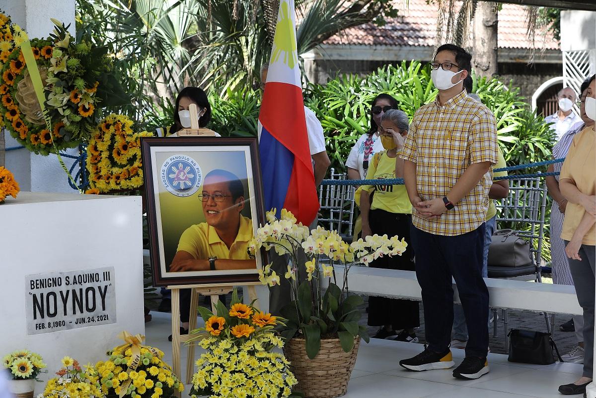 Friends, family pay tribute to late Pres. Noynoy Aquino on his 63rd birthday - Pinas Times