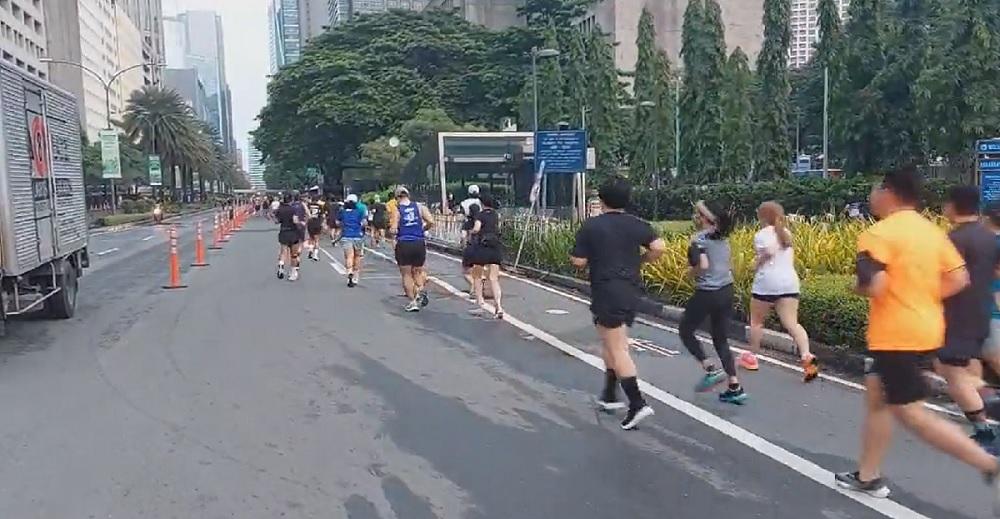 Ayala Avenue in Makati now car-free on Sunday mornings - Pinas Times