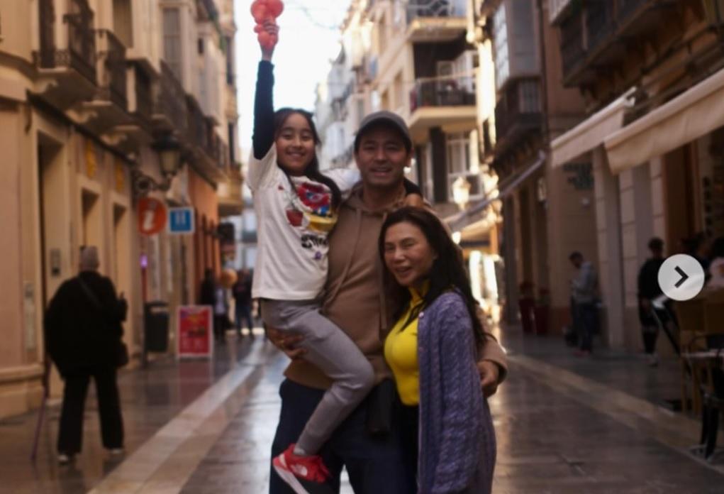 Scarlet Snow Belo spends Christmas week in Spain with parents Vicki Belo, Hayden Kho - Pinas Times