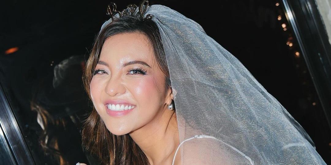 Viy Cortez is blooming in her bridal shower - Pinas Times