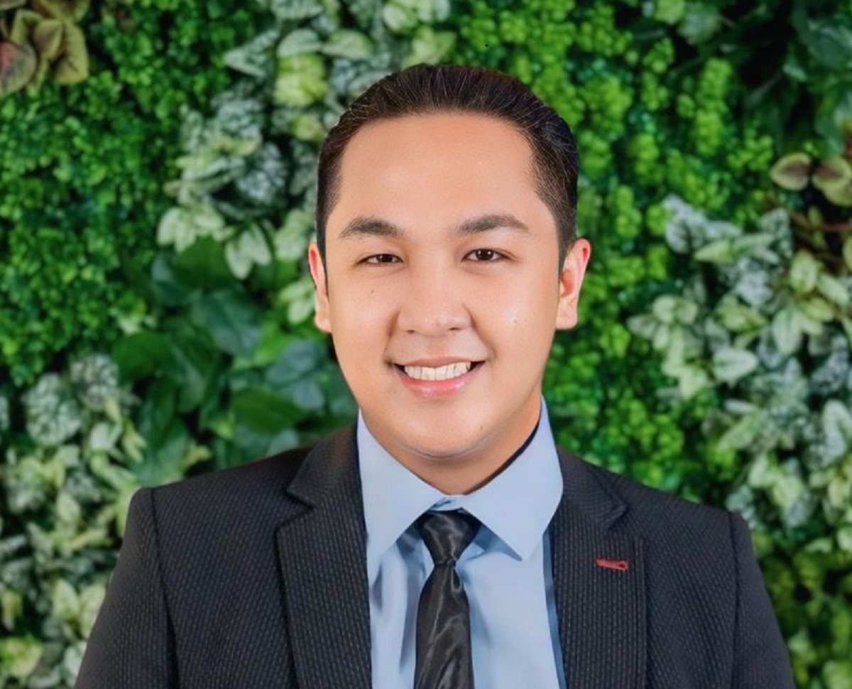 Pinoy street salesman in UAE levels up to become corporate real estate manager - Pinas Times