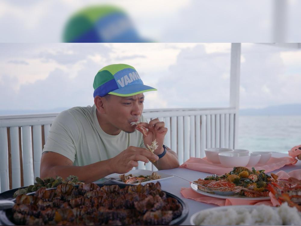 Enjoy a Seafood Feast in Bohol with This Mukbang! - Pinas Times