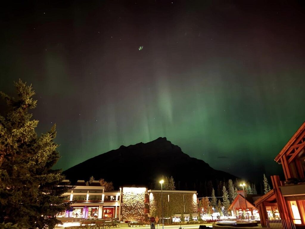 Northern Lights Amazes Filipinos in Canada - Pinas Times