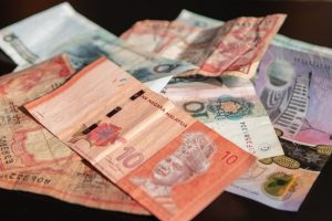 Malaysian Ringgit, Chinese Yuan Drop Most in Asia's Currencies - Pinas Times