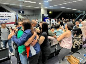 17 Filipino Seafarers Freed and Safely Return Home - Pinas Times